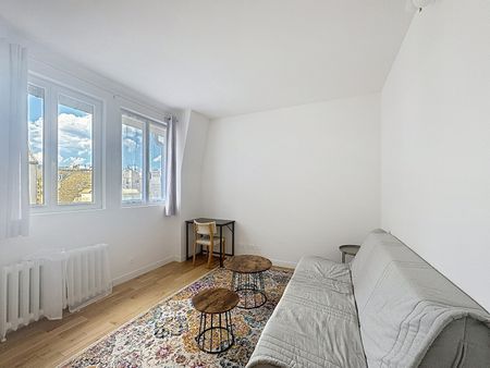 Apartment - Photo 2