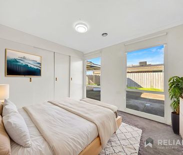 13 Sandpiper Street, Werribee, Vic 3030 - Photo 3