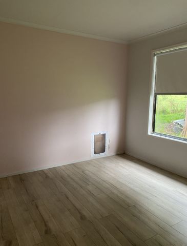 Farm House - Photo 3
