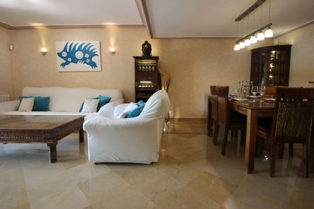 3 Bedroom Townhouse For Rent in The Golden Mile, Málaga - Photo 4