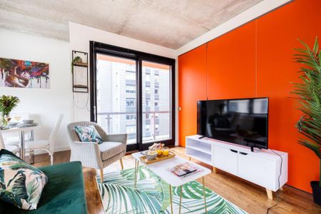 1 bedroom serviced apartment to rent - Photo 5