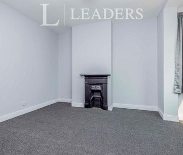 2 bedroom flat to rent Hartshill Road, Stoke-On-Trent, ST4 - Photo 2