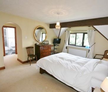 4 bedroom detached house to rent - Photo 6