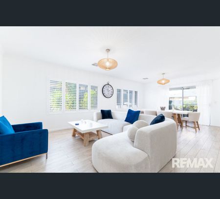 8 Artisan Road, Yanchep, WA 6035 - Photo 2