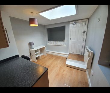 En-suite Rooms in the heart of the City - Photo 3