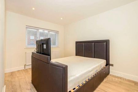 Pinner Road, Harrow, HA2 - Photo 3