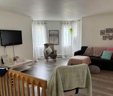 Grand 4 1/2 St-Romuald - Photo 1