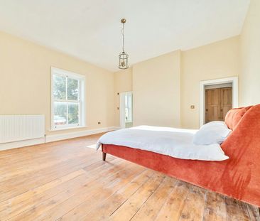 Detached house to rent on - Photo 4