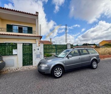 Luxury Semidetached House for rent in Cascais e Estoril, Portugal - Photo 1
