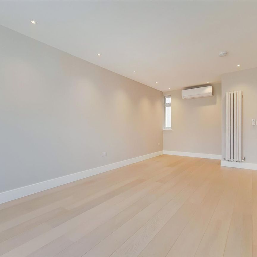 The Drive, Golders Green, NW11 - Photo 1