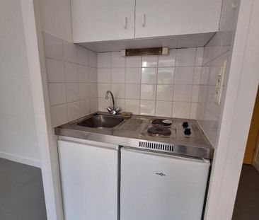 Location Appartement 1 pièce 26m² POITIERS 86000 - Photo 5
