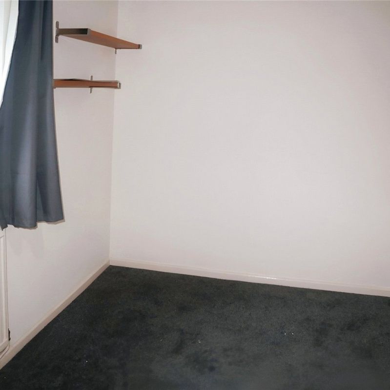 Nabcroft Lane, Crosland Moor, Huddersfield, HD4 - Photo 1