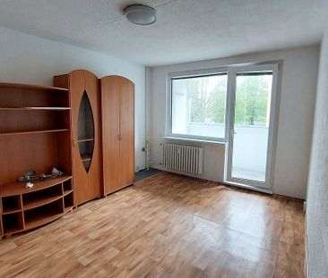 Pronájem bytu 3+1 65 m² - Photo 1