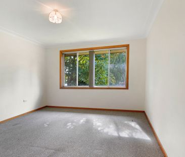 LITTLE GEM IN QUIET LOCATION! - Photo 2