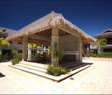 Spacious 2 Bedroom Resort Apartment - Ground Floor and Pool Facing - Photo 3