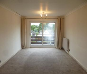 2 bedroom apartment to rent - Photo 3