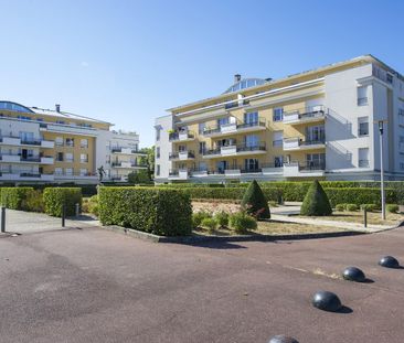 location Appartement T2 DE 43.34m² À ELANCOURT - Photo 5