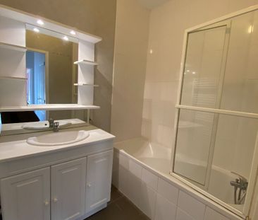 Location Appartement 3 pièces 67m² - Photo 5