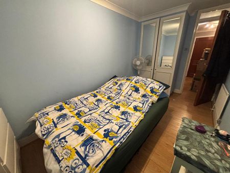 2 bedroom flat to rent - Photo 5