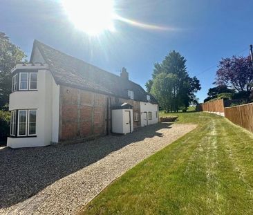 Hunt Cottage, Alcester, B49 - Photo 1