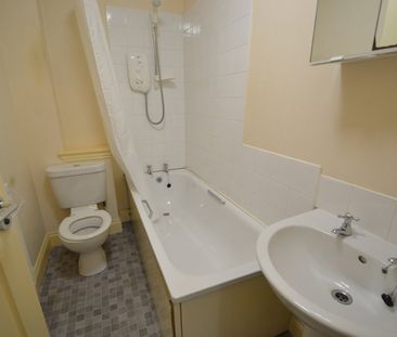 1 Bed Flat, Elizabeth Street, G51 - Photo 1