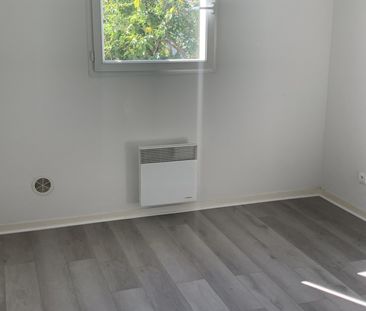 Location Appartement 3 pièces 59m² ST ANDRE DE CUBZAC 33240 - Photo 5