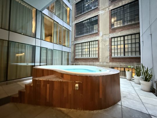 Bâtiment U : Appartement 1 chambre entièrement meublé dans le Vieux-Port. - Photo 1