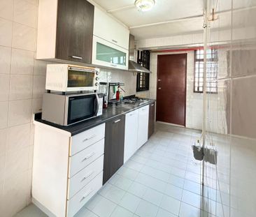 2 Bedroom HDB_THREE_ROOM at Bukit Merah - Photo 1