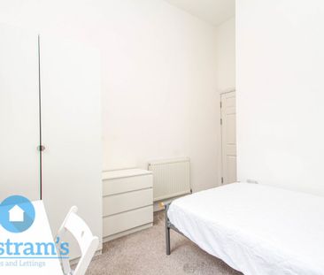 2 bed Apartment for Rent - Photo 5