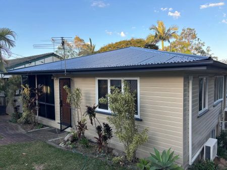 “Family-Friendly Home with Huge Entertaining Deck in a Prime Location” - Photo 4