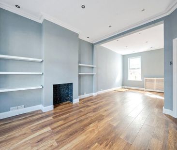 3 bedroom terraced house to rent - Photo 3