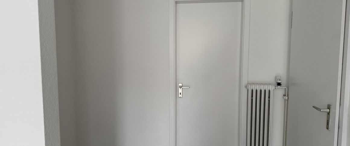 REUTLINGEN: Schönes 1 Zimmer-Apartment im 2. Obergeschoss mit Balkon - Photo 1