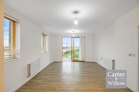 3 bedroom apartment to rent - Photo 3