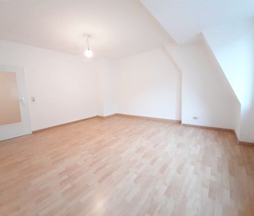 Gemütliche Dachgeschosswohnung ideal für die kleine Familie - Photo 1