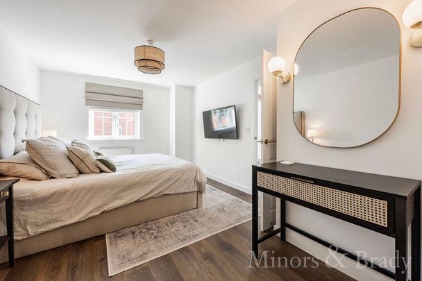 4 bedroom detached house to rent - Photo 1