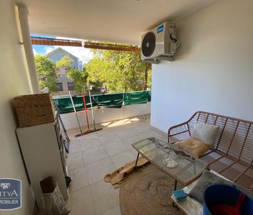 Location Appartement 2 pièces 42m² ST GILLES LES BAINS 97434 - Photo 2
