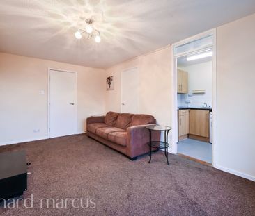 Well Close - Photo 1