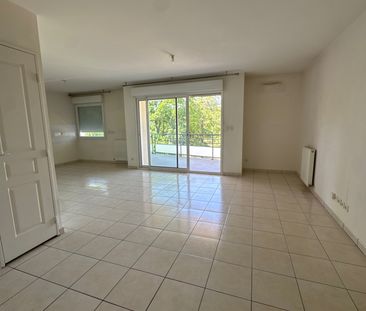Location Appartement 3 pièces 68m² ST RAMBERT D ALBON 26140 - Photo 1