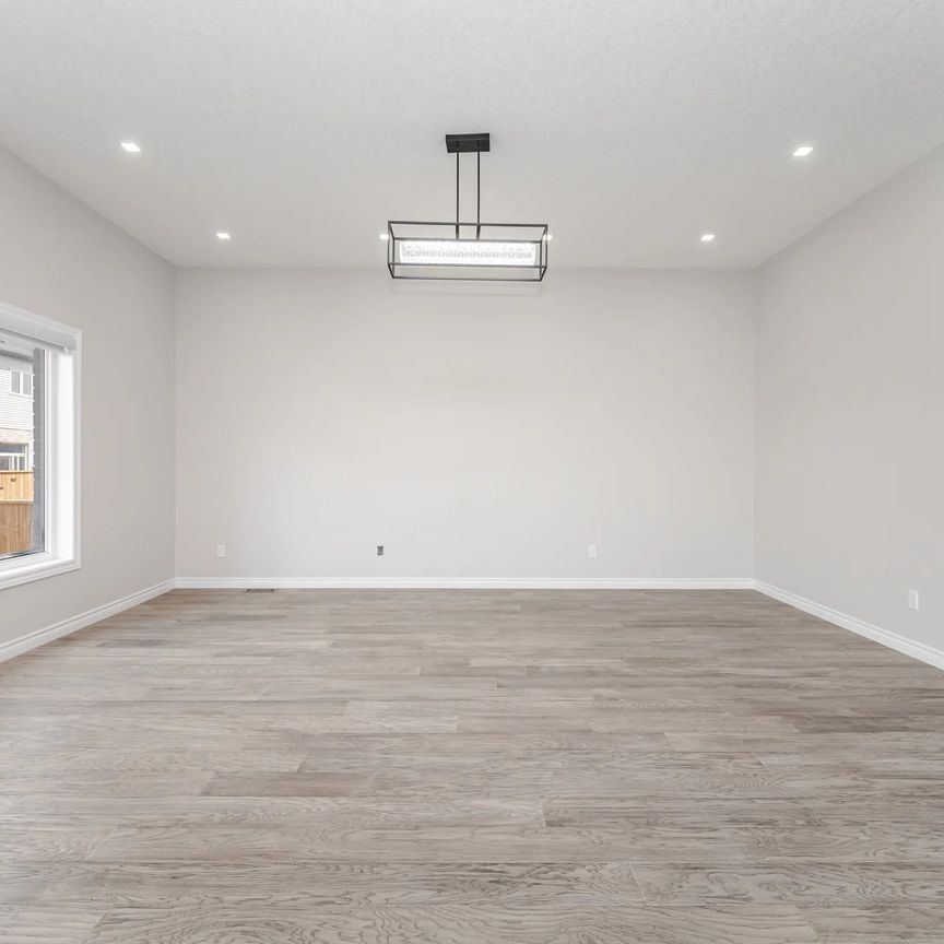 For Lease - 101 Sass Crescent, Brant, Ontario - Photo 1