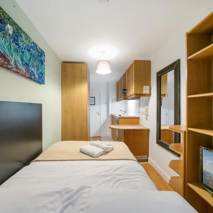 Flat 01 Cartwright Gardens, Bloomsbury WC1H 9EH - Photo 1