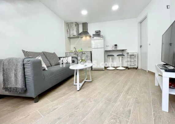 Piso en alquiler en El Guinardó - Photo 1
