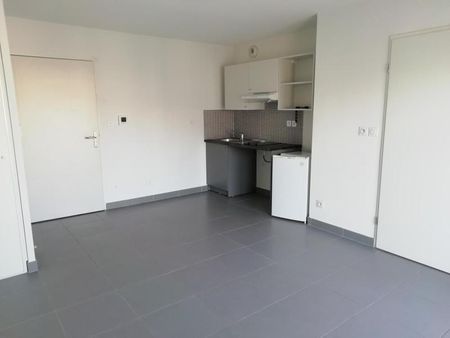 Location Appartement 2 pièces 36m² JOUE LES TOURS 37300 - Photo 4