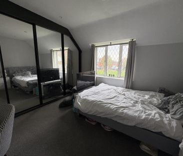 2 bedroom semi-detached house to rent - Photo 2