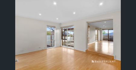 11 The Mews, Wantirna, Vic 3152 - Photo 2