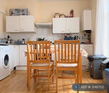 1 bedroom in a flat share to rent - Photo 6