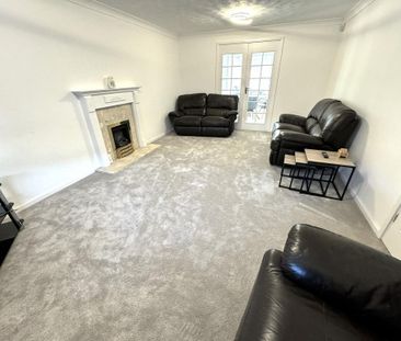 4 bedroom detached house to rent - Photo 1