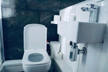 Studio Flat, Forty Lane, HA9 - Photo 4