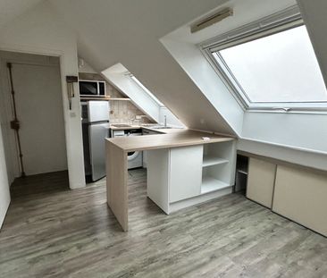 Location Appartement 2 pièces 18m² - Photo 2