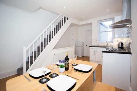 2 bedroom house to rent - Photo 3