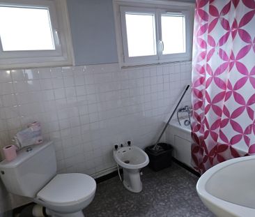 Location Appartement 1 pièce 26m² LE CREUSOT 71200 - Photo 3